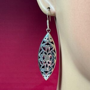 Sterling Silver Puff filigree dangle earrings. 2 3/8 inches long